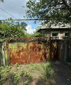 ПРОДАМ ДОМ, улица Пушкина. Требуется ремонт