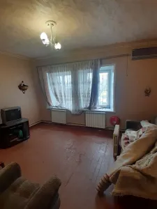 Горловка. Продается дом на Центральном рынке