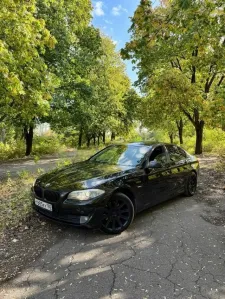 Живая BMW 5 F10 3.0 бензин автомат 2010год