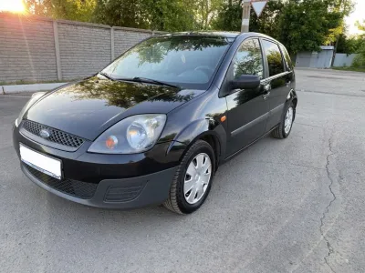 Продам Форд Фиеста 2007года с пробегом 176тыс.
