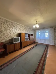 ПРОДАМ 2-комнатную квартиру в г.Енакиево