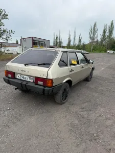 Продаю ваз 2109