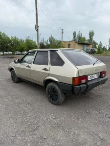 Продаю ваз 2109