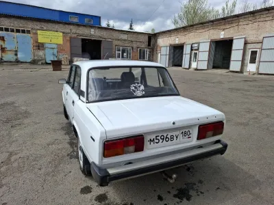 Продам ваз 2105 Цена 100