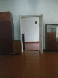 Продам 2-комнатную квартиру на земле в тихом