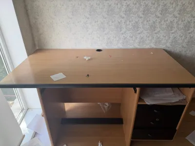 Продам стол 5 стул 5 диван 10