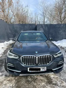 Продам BMW X5 3.0 бензин (B58 мотор) 2019 год
