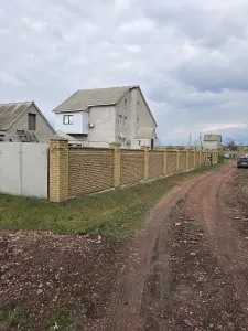 Продам газифицированный дом в трёх уровнях на