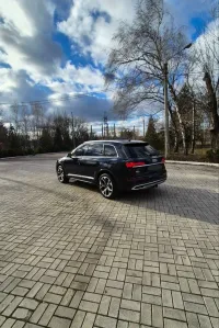 AUDI Q7 (4M рестайлинг) Год выпуска Ноябрь 2020 го