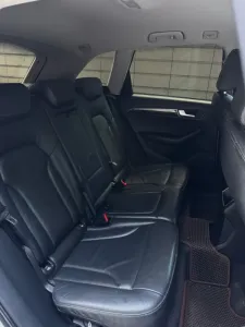 Audi Q5 Quattro / 2.0 TFSI / Автомат / Представляе