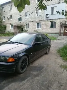 Продам БМВ, Е 46. Бензин. Объём двигателя 1,9. С д