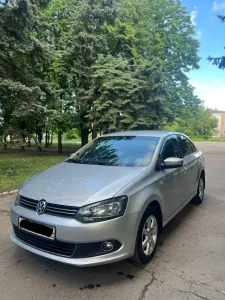 Продам Volkswagen Polo 1.6 МКПП 2012 года