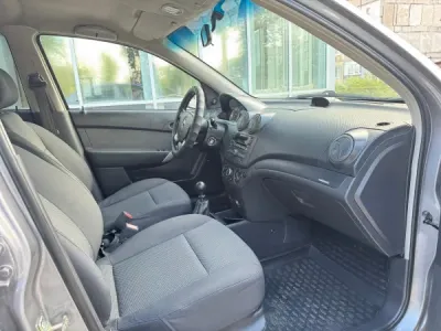 Продаю Шевролет авео 2010 года Авто в хорошем сост