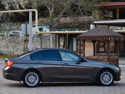 Продам BMW F30 2012г 2.0d (немецкая сборка) Обслуж