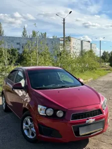 Продам CHEVROLET AVEO T300 2014 год, 1.6 МКПП 2 вл