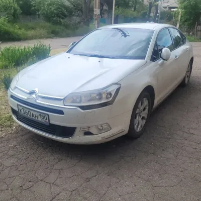 Citroen c5 2013 год 1.6 бензин турбо полукожаный с