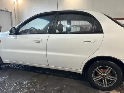 продам сенс 1.3 2002г кузов оцинкованный, без гнил